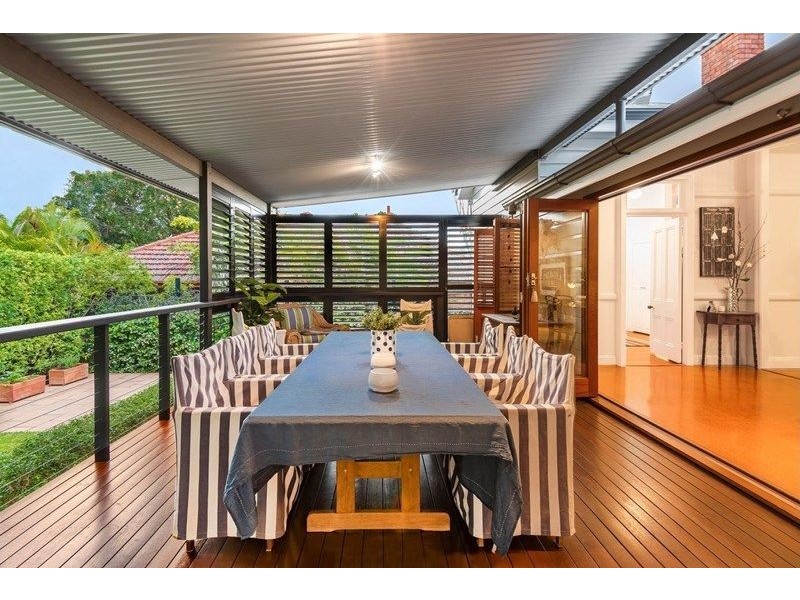 27 Winifred Street, Clayfield QLD 4011