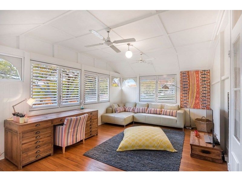 27 Winifred Street, Clayfield QLD 4011