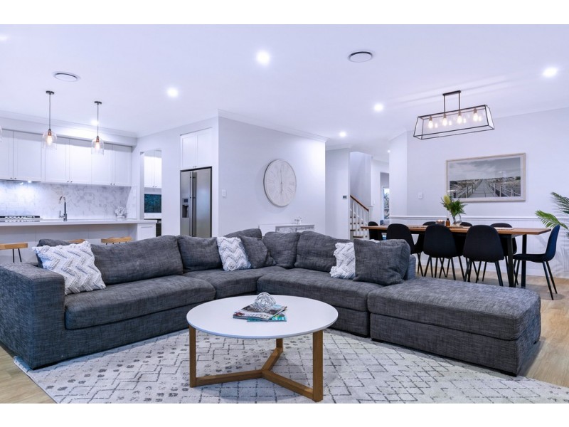 17 Belnoel Street, Wavell Heights QLD 4012