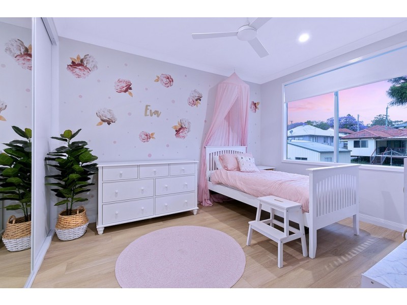 17 Belnoel Street, Wavell Heights QLD 4012