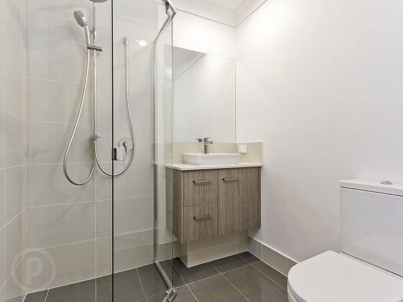 4/124 Ridge Street, Northgate QLD 4013