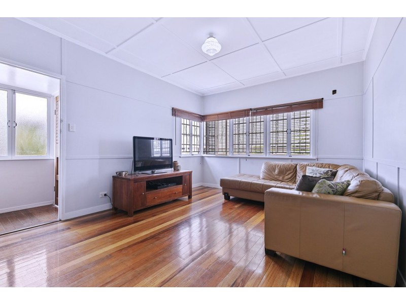 83 Mylne Street, Chermside QLD 4032