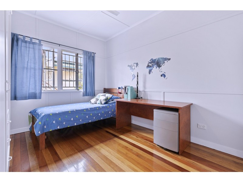 83 Mylne Street, Chermside QLD 4032