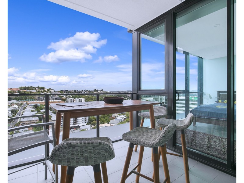 1304/50-54 Hudson Road, Albion QLD 4010