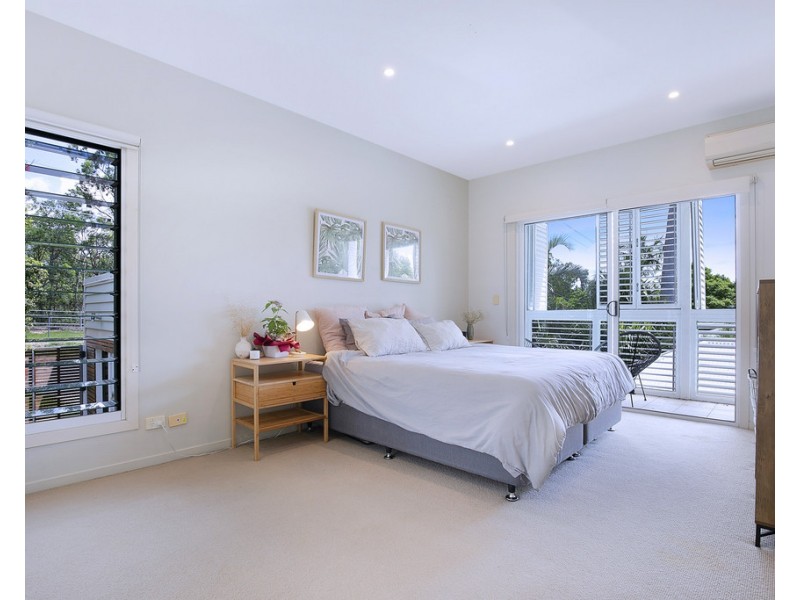 322 Richmond Road, Cannon Hill QLD 4170