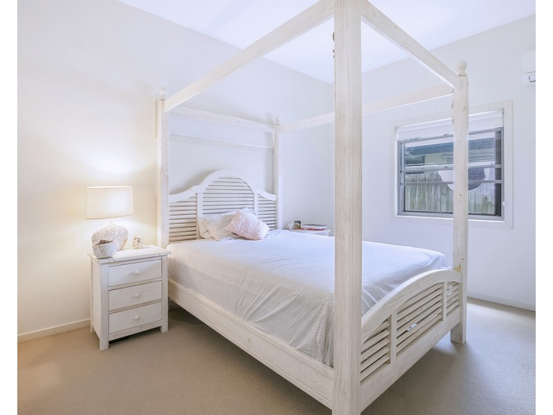 322 Richmond Road, Cannon Hill QLD 4170