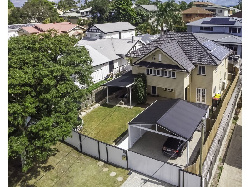 32 Campbell Terrace, Wavell Heights QLD 4012