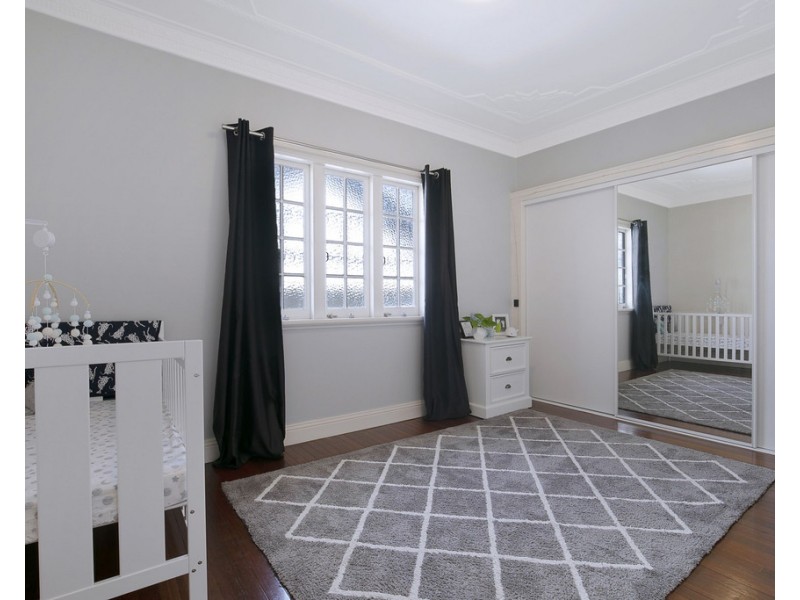 32 Campbell Terrace, Wavell Heights QLD 4012