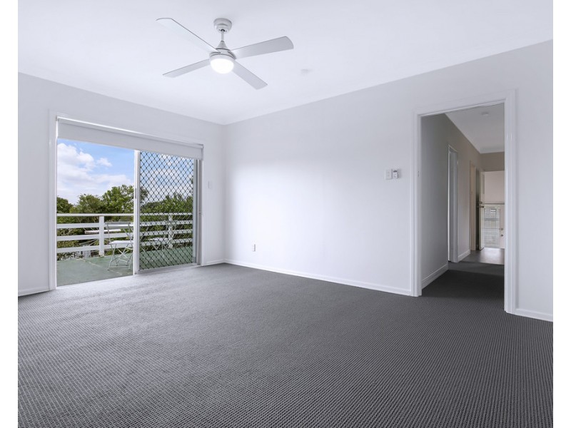 2/46 Zeehan St, Wavell Heights QLD 4012