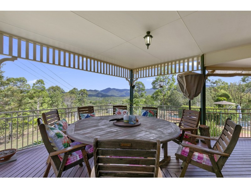 6 Ray Booker Court, Kobble Creek QLD 4520