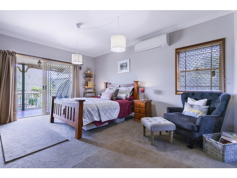 6 Ray Booker Court, Kobble Creek QLD 4520