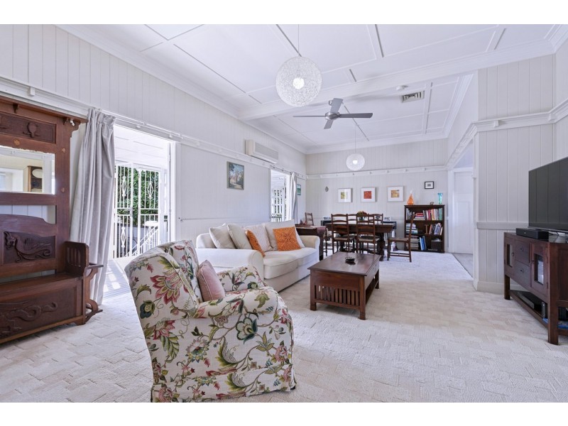 1569 Sandgate Road (service road), Nundah QLD 4012