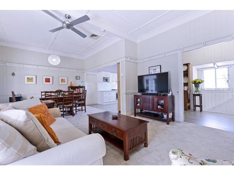 1569 Sandgate Road (service road), Nundah QLD 4012