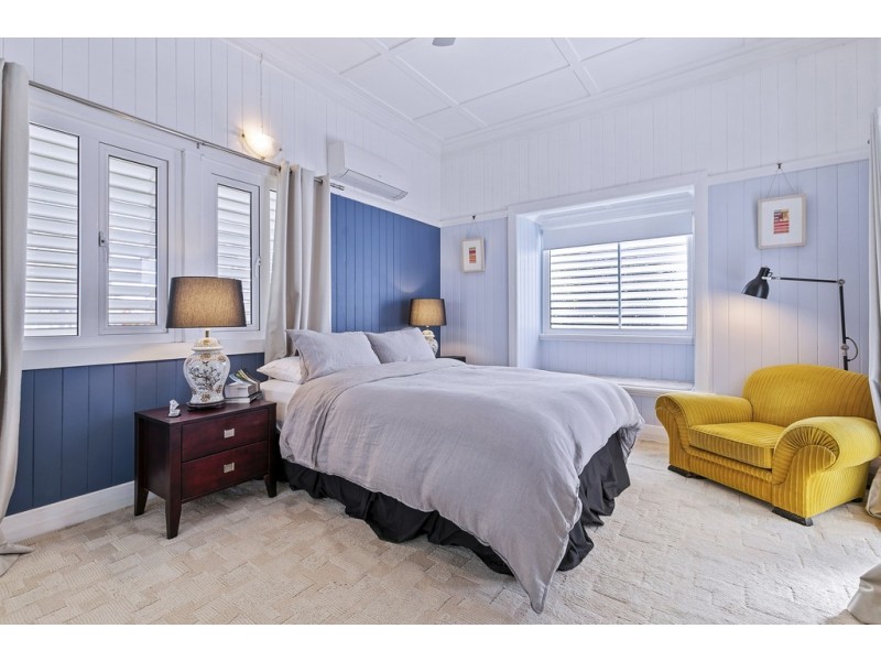 1569 Sandgate Road (service road), Nundah QLD 4012