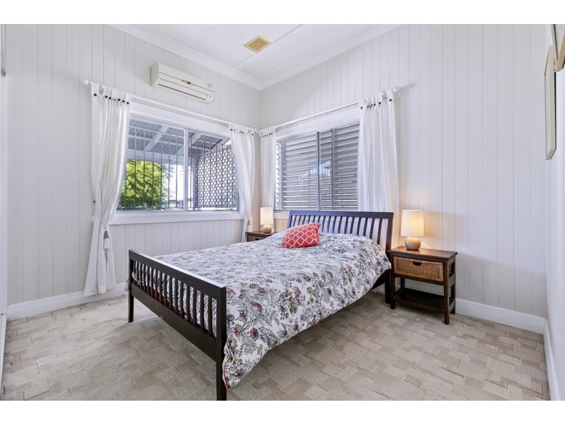 1569 Sandgate Road (service road), Nundah QLD 4012