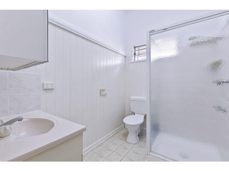 1569 Sandgate Road (service road), Nundah QLD 4012