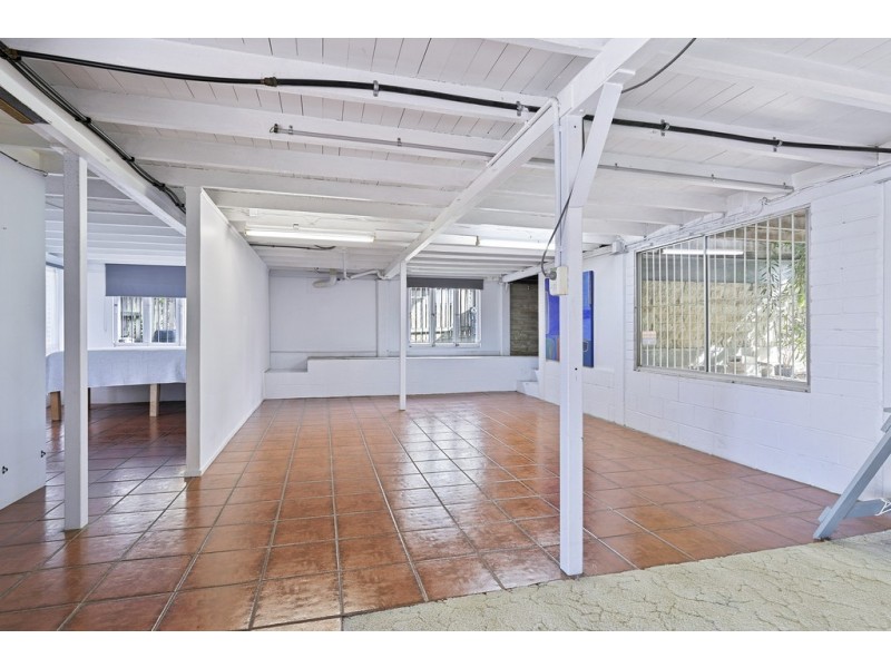 1569 Sandgate Road (service road), Nundah QLD 4012