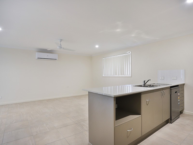 16 Crewes Crescent, Redbank Plains QLD 4301