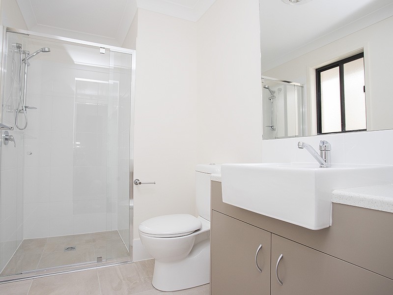 16 Crewes Crescent, Redbank Plains QLD 4301