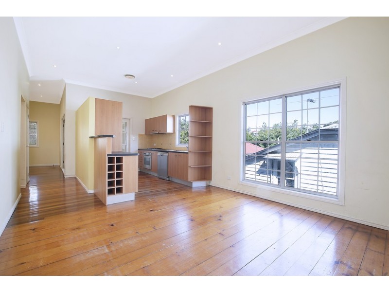 12 Argyle Street, Red Hill QLD 4059