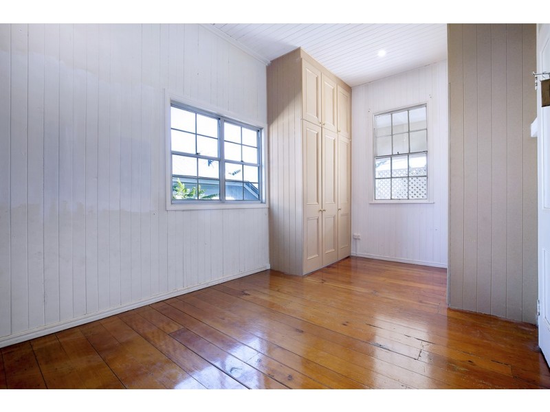 12 Argyle Street, Red Hill QLD 4059