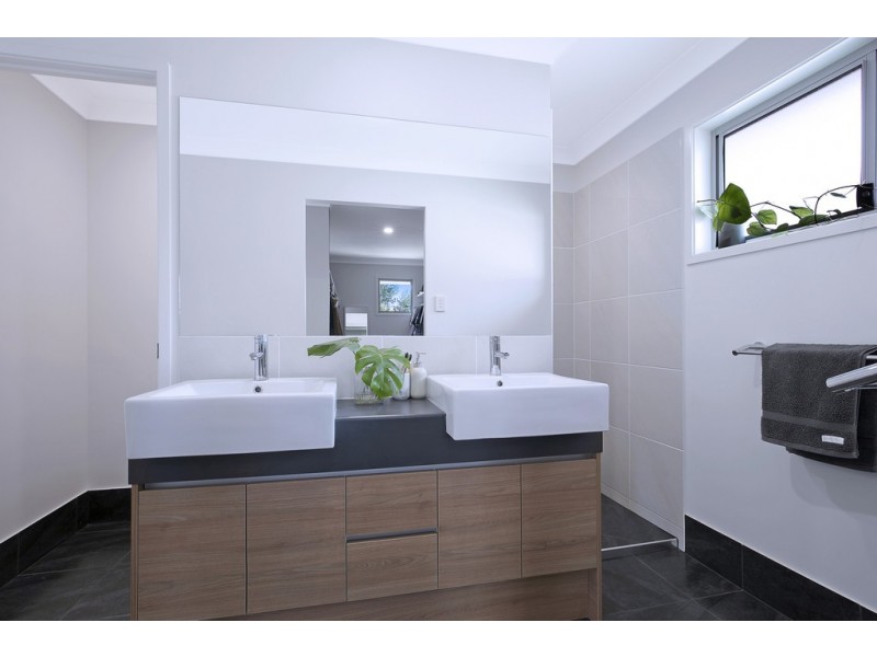 34 Willmington Street, Wooloowin QLD 4030