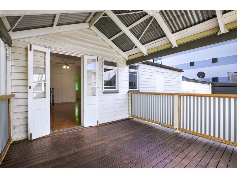 51 Rosemount Terrace, Windsor QLD 4030