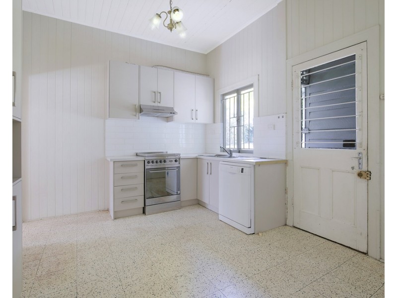 20 Kelvin Street, Wavell Heights QLD 4012