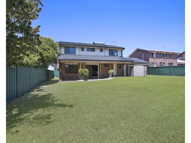 24 Brodick Street, Carindale QLD 4152