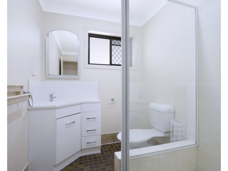 24 Brodick Street, Carindale QLD 4152