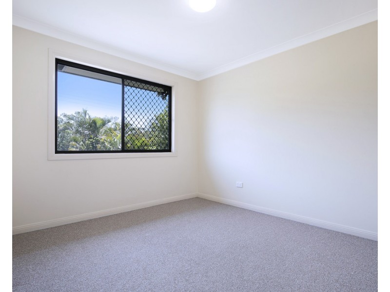 24 Brodick Street, Carindale QLD 4152