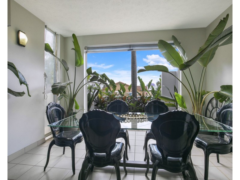 8/16 Melton Road, Nundah QLD 4012