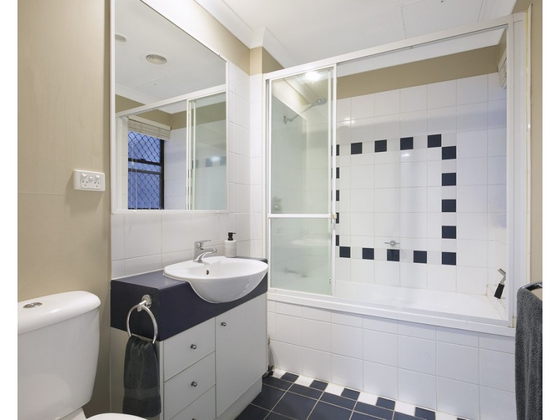 8/16 Melton Road, Nundah QLD 4012