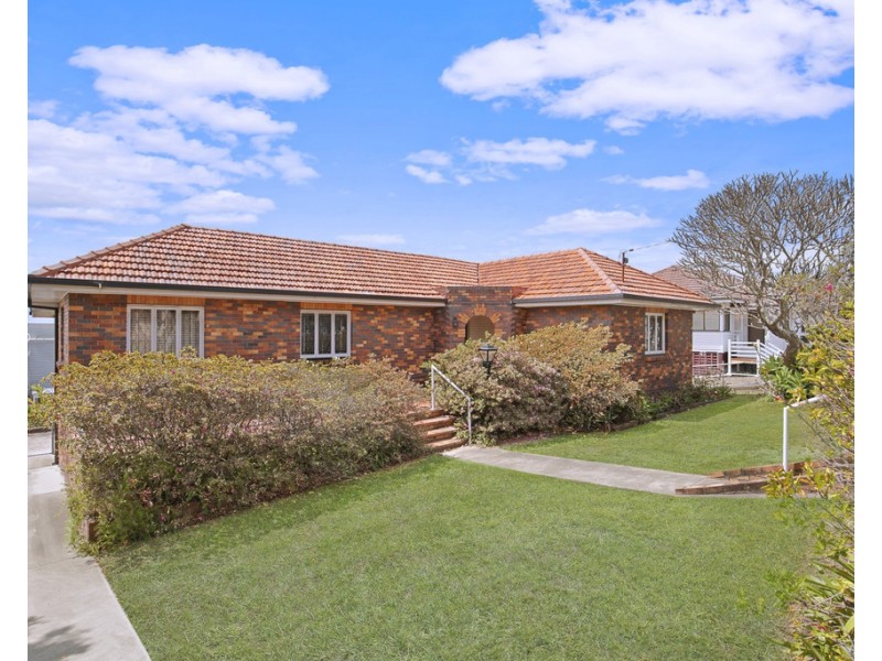 52 Newman Avenue, Camp Hill QLD 4152