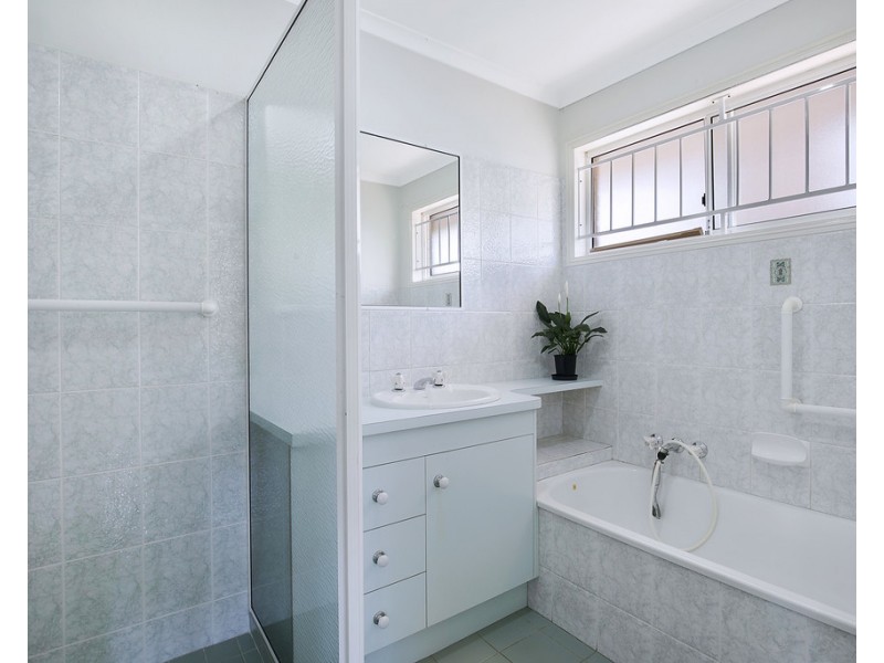 67 McLennan Street, Albion QLD 4010