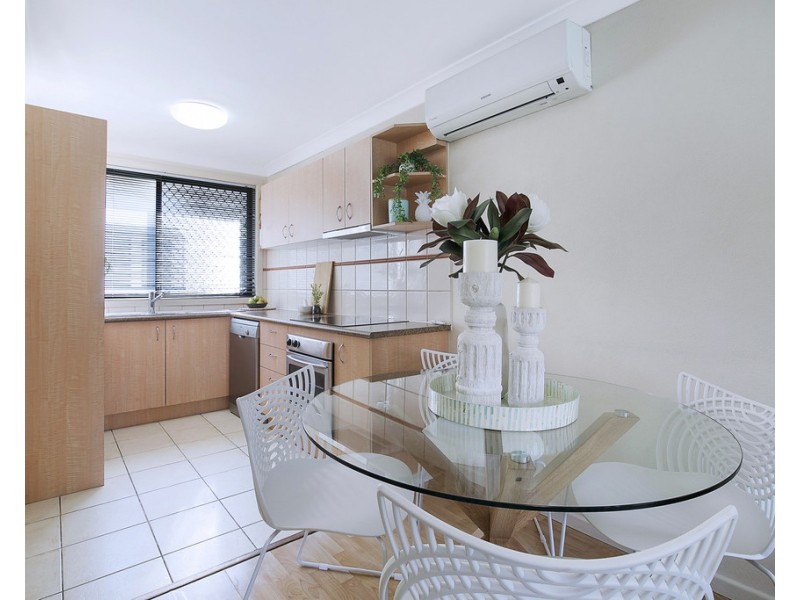 4/44 Douglas Street, Greenslopes QLD 4120