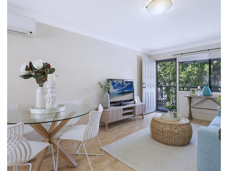 4/44 Douglas Street, Greenslopes QLD 4120