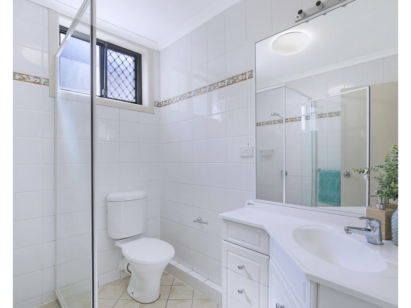 4/44 Douglas Street, Greenslopes QLD 4120