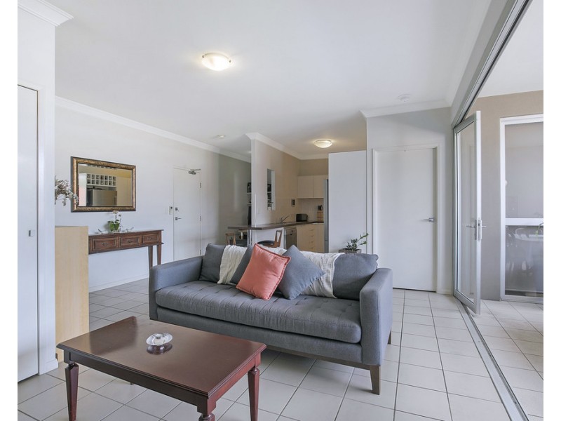 19/14 Lever Street, Albion QLD 4010