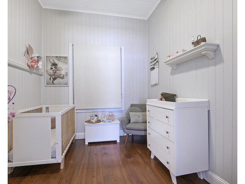 74 Winchester Street, Hamilton QLD 4007