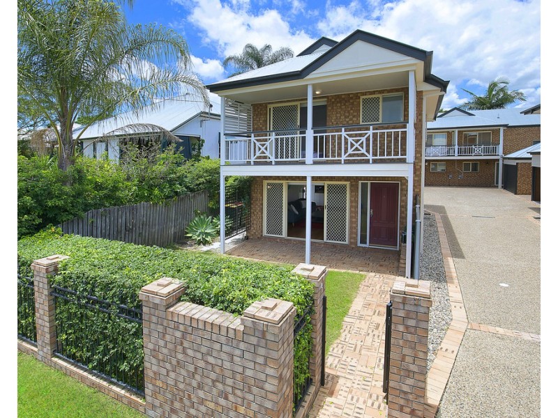 2/167 Allen Street, Hamilton QLD 4007