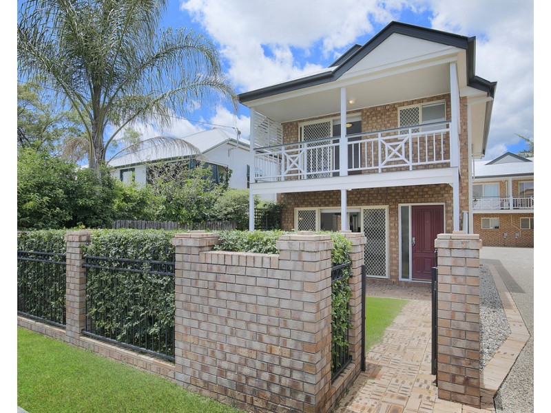 2/167 Allen Street, Hamilton QLD 4007