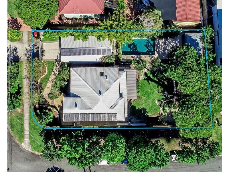 57 Burn Street, Camp Hill QLD 4152