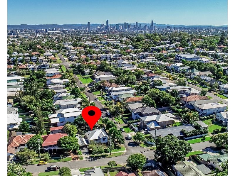 57 Burn Street, Camp Hill QLD 4152