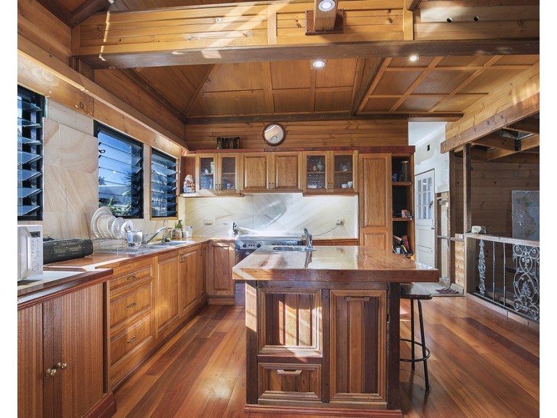 2 Barker Street, Wavell Heights QLD 4012