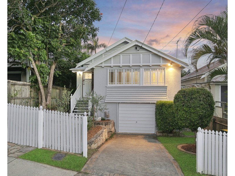 12 Princess Street, Camp Hill QLD 4152