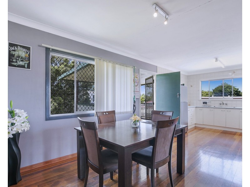 4 Baines Street, Kallangur QLD 4503