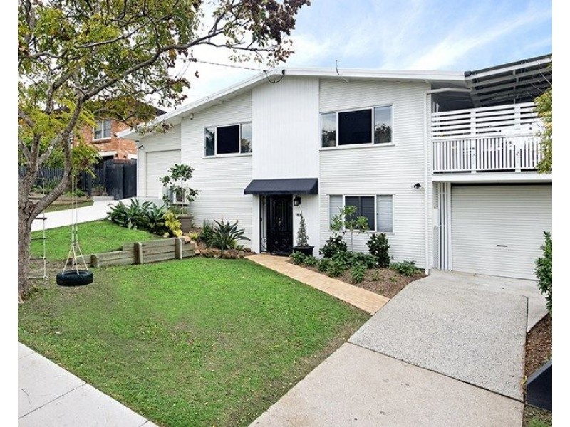 26 Melbourne Avenue, Camp Hill QLD 4152