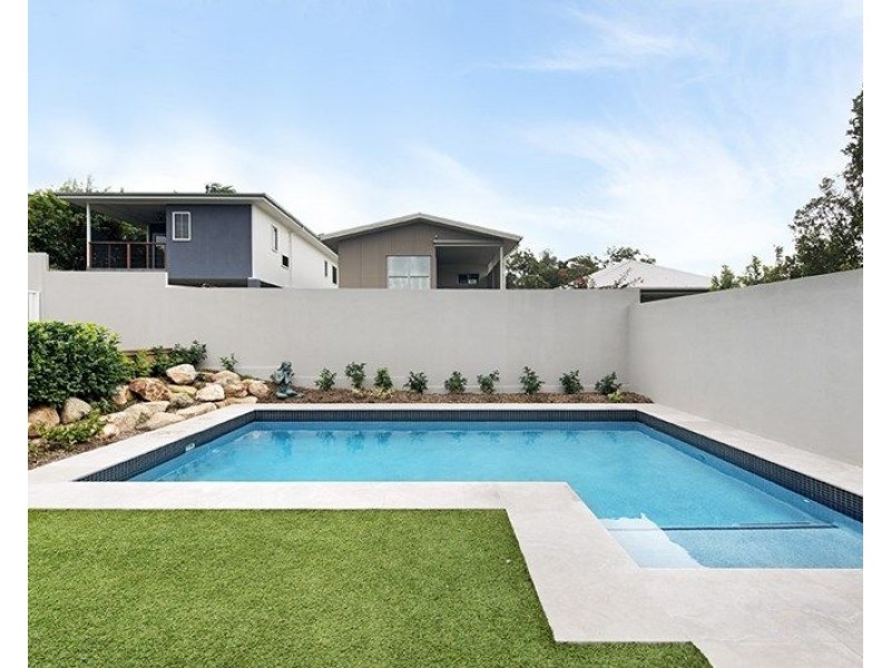 26 Melbourne Avenue, Camp Hill QLD 4152