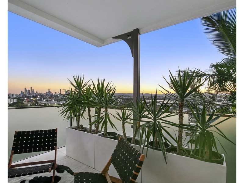 17B Comus Avenue, Ascot QLD 4007